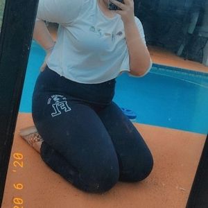 FL sweatpants